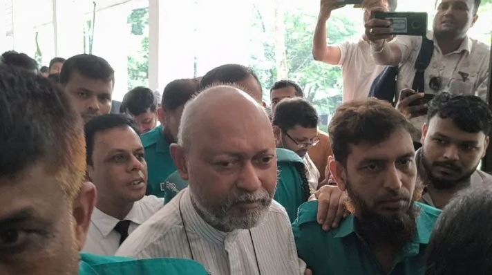 বেরোবির সাবেক ভিসি কলিমউল্লাহ ৫ দিনের রিমান্ডে