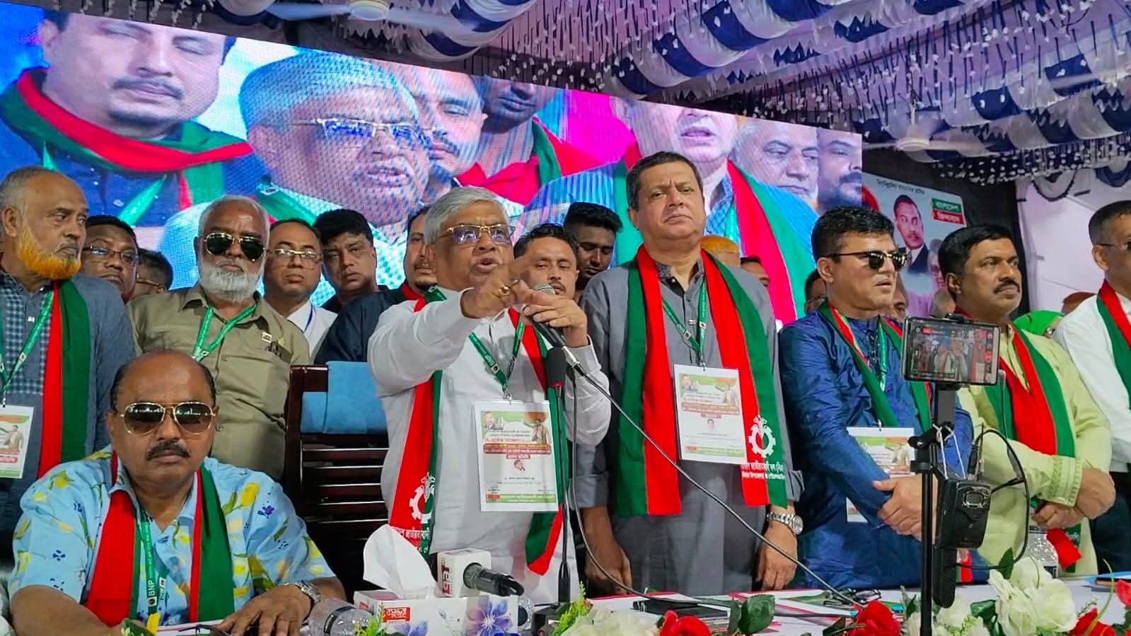 চৌদ্দগ্রাম উপজেলা ও পৌরসভা বিএনপির দ্বি-বার্ষিক সম্মেলন অনুষ্ঠিত