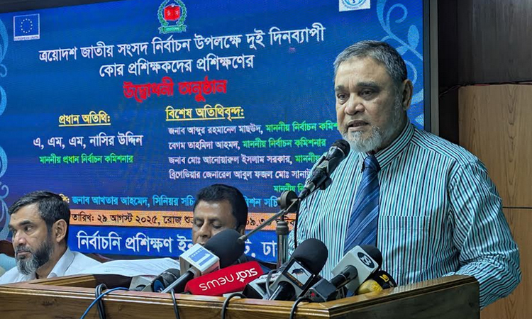 নির্বাচনে নিত্যনতুন চ্যালেঞ্জ মোকাবেলা করতে হচ্ছে : সিইসি