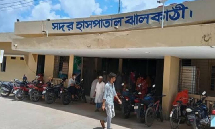 ঝালকাঠি সদর হাসপাতালের এ্যাম্বুলেন্স চালকের অভাবে দুইমাস বন্ধ