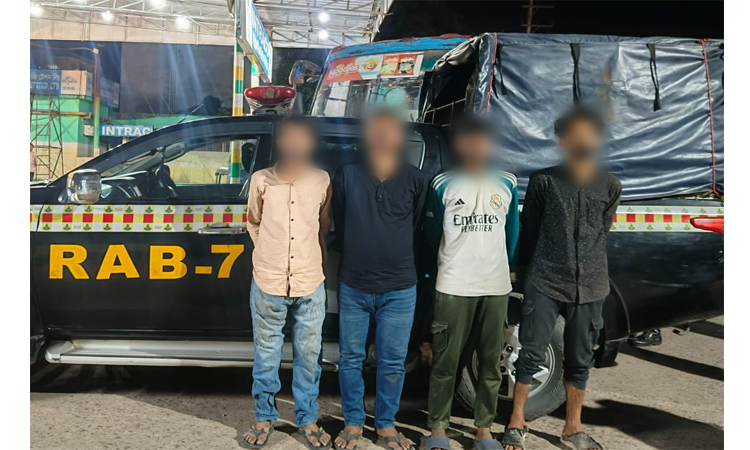 চট্টগ্রামে পিন্টু হত্যা মামলার মূলহোতাসহ গ্রেফতার ৪