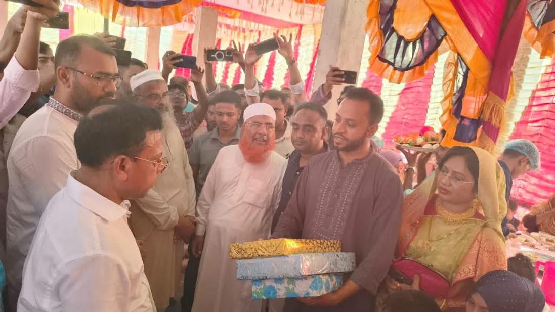 তারেক রহমানের সহায়তায় বিএনপি নেতা অলির মেয়ের বিয়ের আনুষ্ঠানিকতা সম্পন্ন