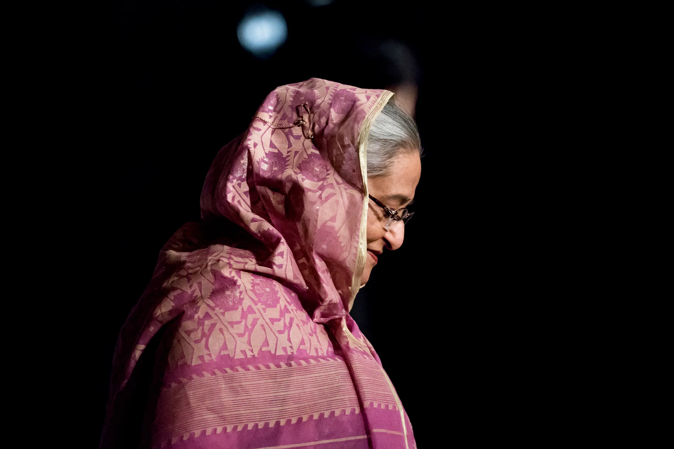 পরিবারসহ শেখ হাসিনার দুর্নীতির পৃথক ৩ মামলায় ৬ জনের সাক্ষ্য