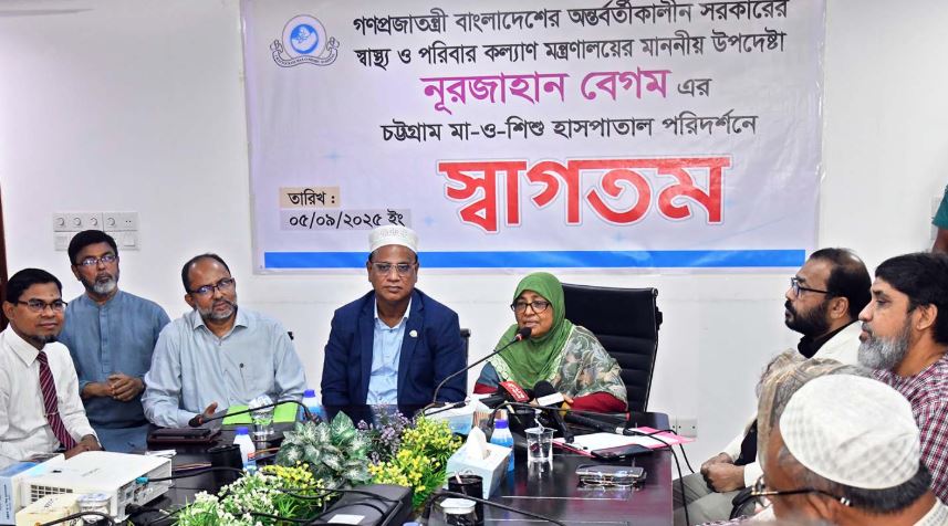 দলমতের ঊর্ধ্বে উঠে চিকিৎসকদের ‘মানবিক চিকিৎসক’ হতে হবে : স্বাস্থ্য উপদেষ্টা 
