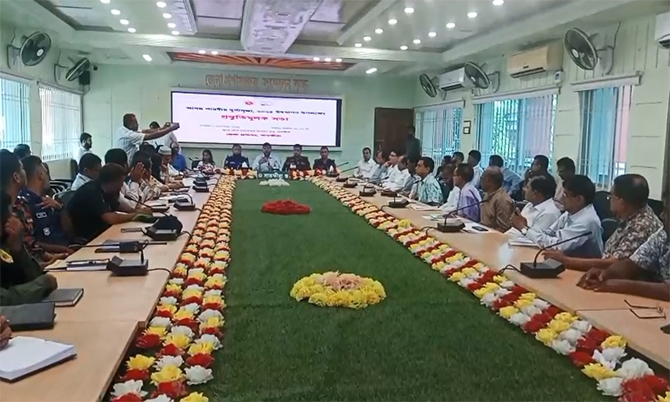 দুর্গাপূজা উপলক্ষে সাতক্ষীরায় প্রস্তুতিমূলক সভা