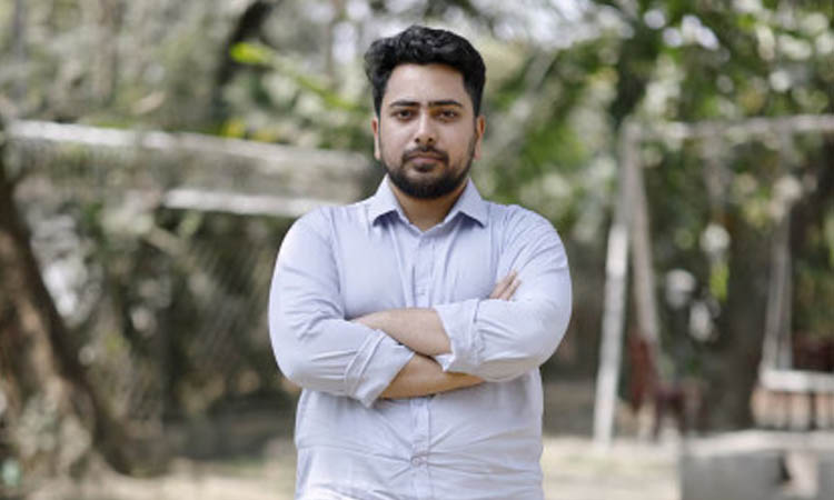 নবনির্বাচিত ডাকসু নেতাদের প্রতি নাহিদের শুভেচ্ছা