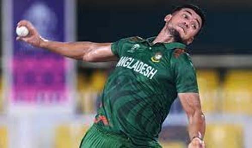 সেঞ্চুরি থেকে ৪ উইকেট দূরে তাসকিন