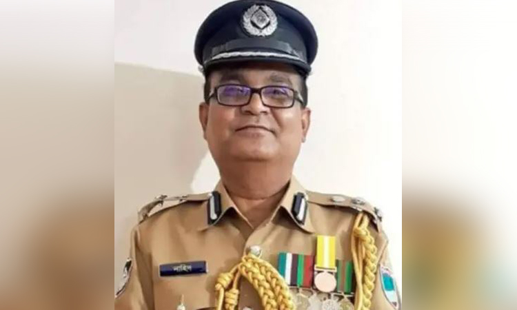 আন্তর্জাতিক অপরাধ ট্রাইব্যুনালের মামলায় সাবেক ডিআইজি নাহিদুল ইসলাম কারাগারে