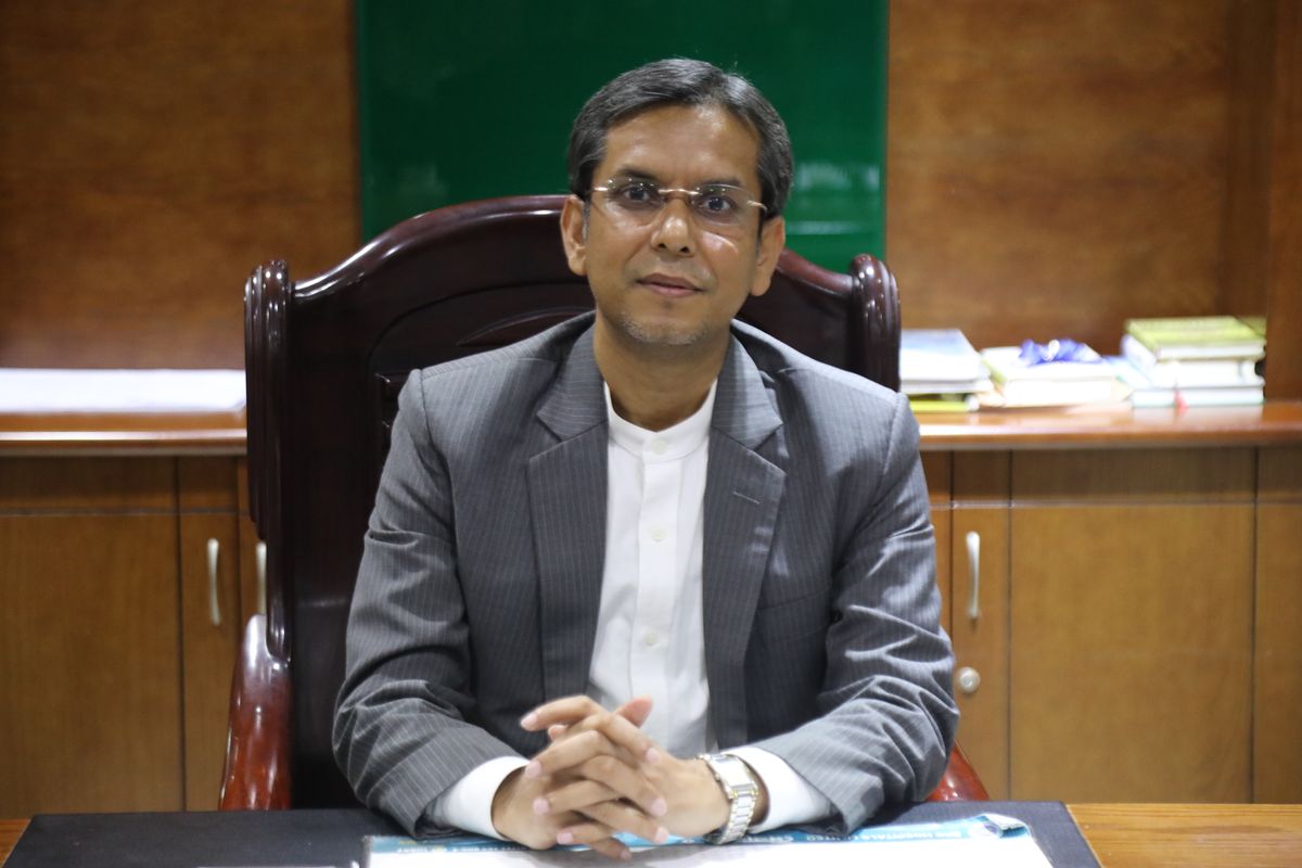 'রক্তদানের মতো মানবিক উদ্যোগের মূল্যায়ন করা যায় না' : যবিপ্রবি উপাচার্য