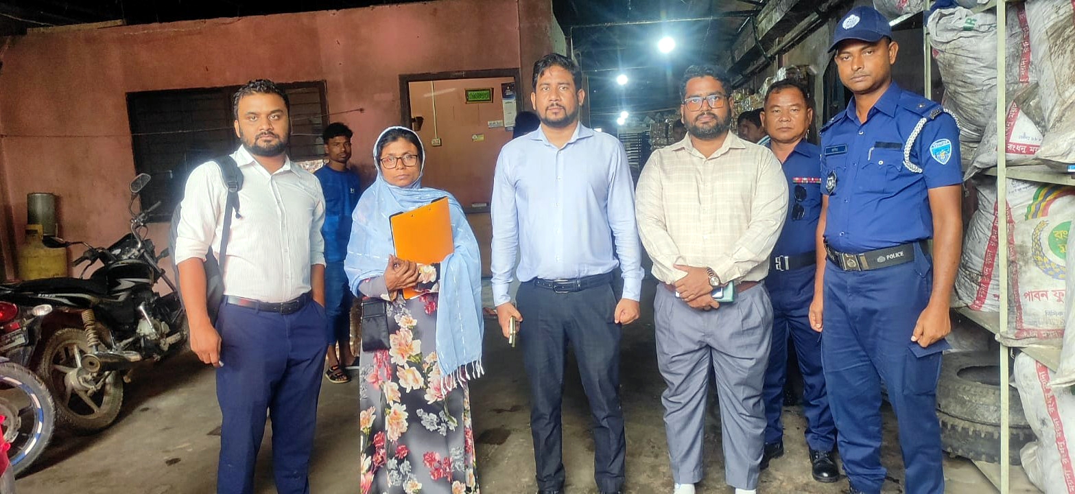 কুমিল্লায় মেয়াদোত্তীর্ণ খাদ্য বিক্রি ও সংরক্ষণের দায়ে জরিমানা 