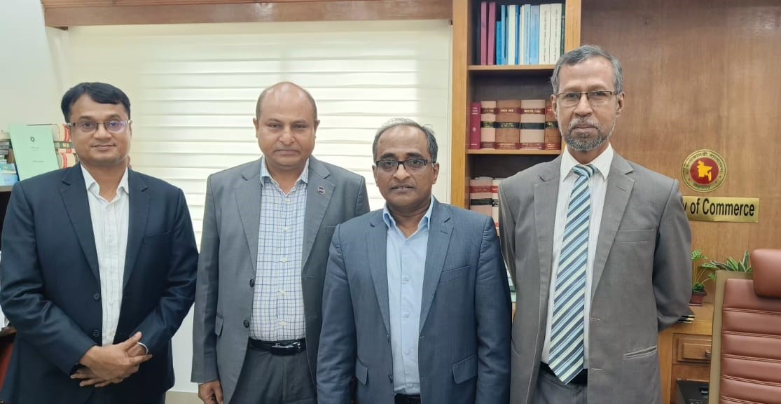 বাণিজ্য সচিবের সঙ্গে আইসিএসবি কর্মকর্তাদের সাক্ষাৎ 