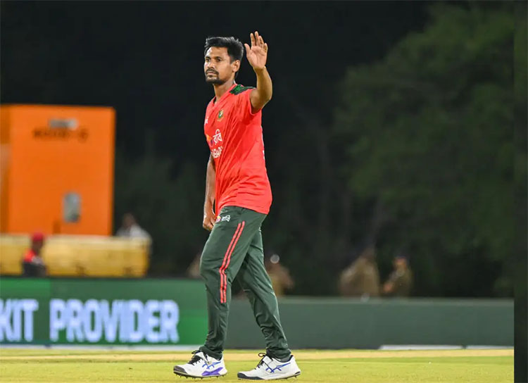 সাকিবের রেকর্ড স্পর্শ করলেন মুস্তাফিজ