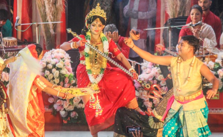 মহালয়ার মধ্যদিয়ে দুর্গোৎসবের ক্ষণ গণনা শুরু 