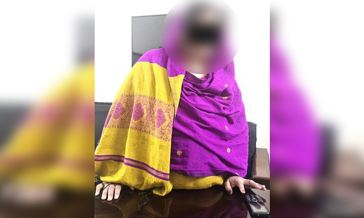 ইতালিতে চাকরির প্রলোভনে শত কোটি টাকার প্রতারণা : চক্রের মূলহোতা নারী গ্রেফতার