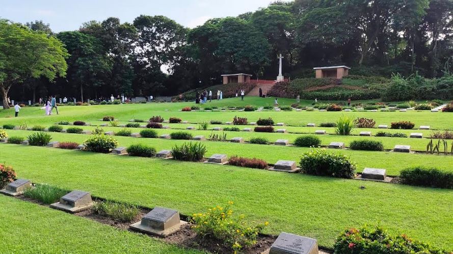 কুমিল্লার ময়নামতি ওয়ার সিমেট্রি : দ্বিতীয় বিশ্বযুদ্ধের নীরব সাক্ষী