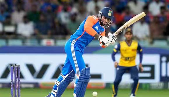 অভিষেকের ঝড়ো হাফ সেঞ্চুরিতে ভারতের সংগ্রহ ৫ উইকেটে ২০২ রান