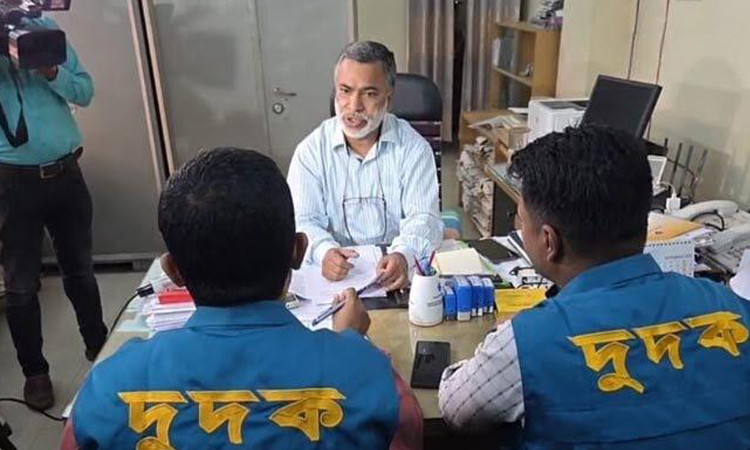 চট্টগ্রাম শিক্ষা বোর্ডে দুদকের অভিযান