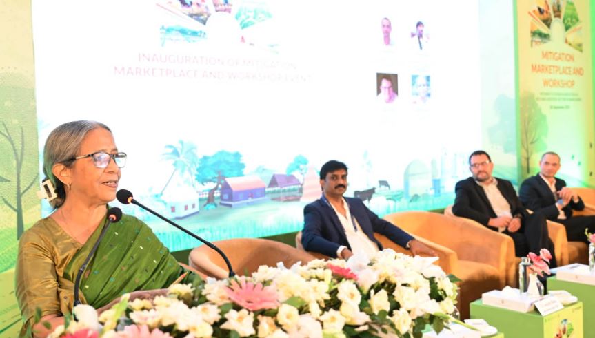 গ্রিনহাউস গ্যাস নির্গমন হ্রাসে কার্যকর পদক্ষেপ প্রয়োজন : মৎস্য উপদেষ্টা