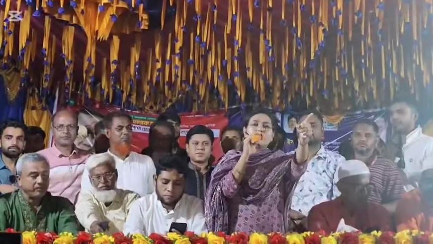 শেরপুরে ৩১ দফার লিফলেট বিতরণ, গণসংযোগ ও পথসভা বিএনপির