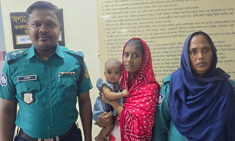 চট্টগ্রাম থেকে অপহৃত শিশু কুমিল্লায় উদ্ধার, অপহরণকারী নারী গ্রেফতার
