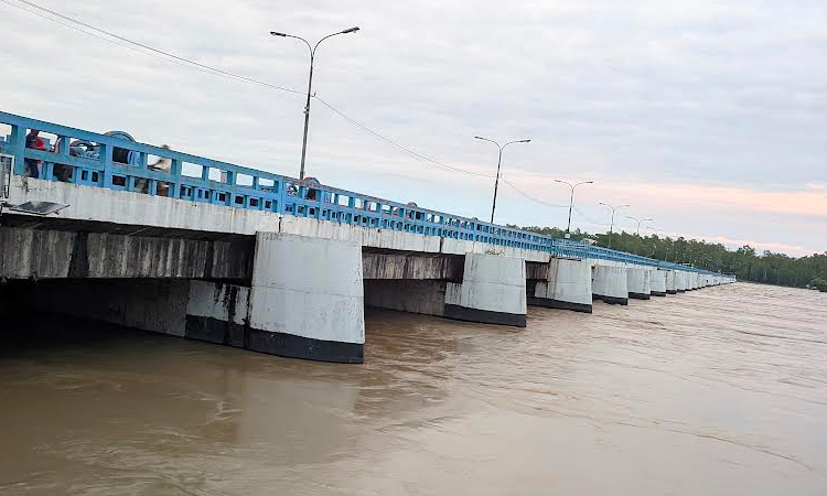নীলফামারীতে তিস্তার পানি বিপৎসীমার ১৩ সেন্টিমিটার ওপরে