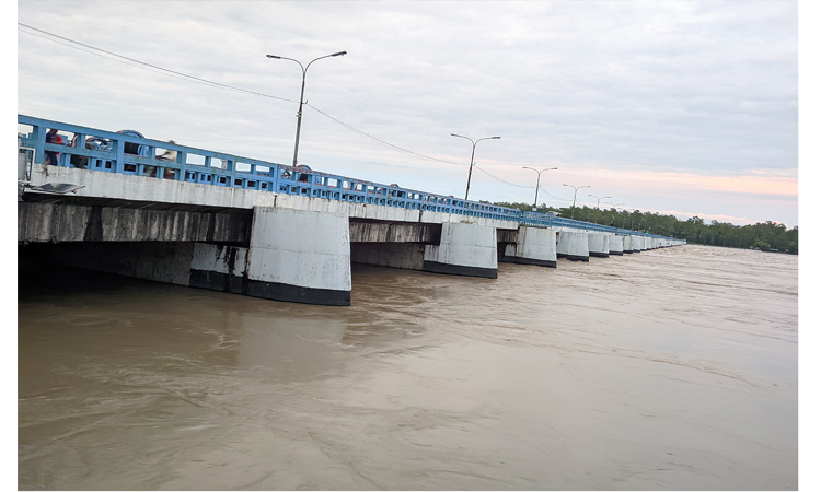 নীলফামারীতে কমেছে তিস্তার ঢলের পানি