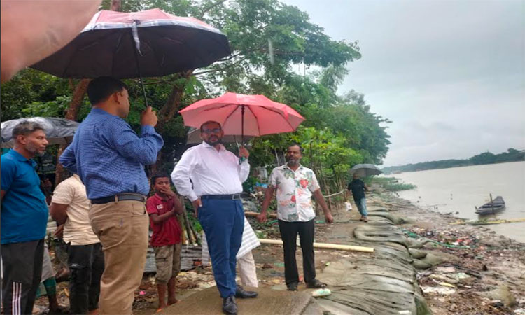 সুনামগঞ্জের অবৈধ স্থাপনা ও ইব্রাহীমপুরের নদী ভাঙন পরিদর্শন 