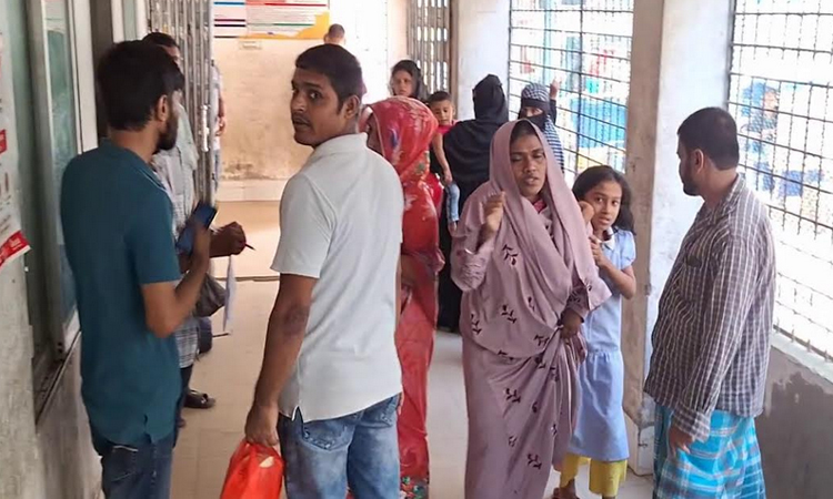 লক্ষ্মীপুরে এক বছরে ১০ হাজার মানুষকে জলাতঙ্কের টিকা দেওয়া হয়েছে