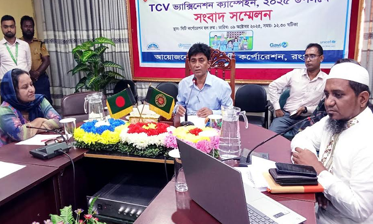 রংপুরে টাইফয়েড টিকাদান ক্যাম্পেইন নিয়ে গণমাধ্যম কর্মীদের ওরিয়েন্টেশন