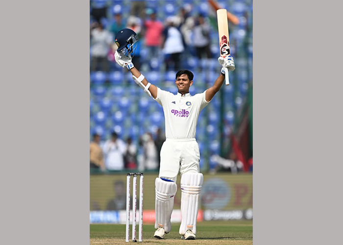 জয়সওয়ালের সেঞ্চুরিতে প্রথম দিন ভারতের