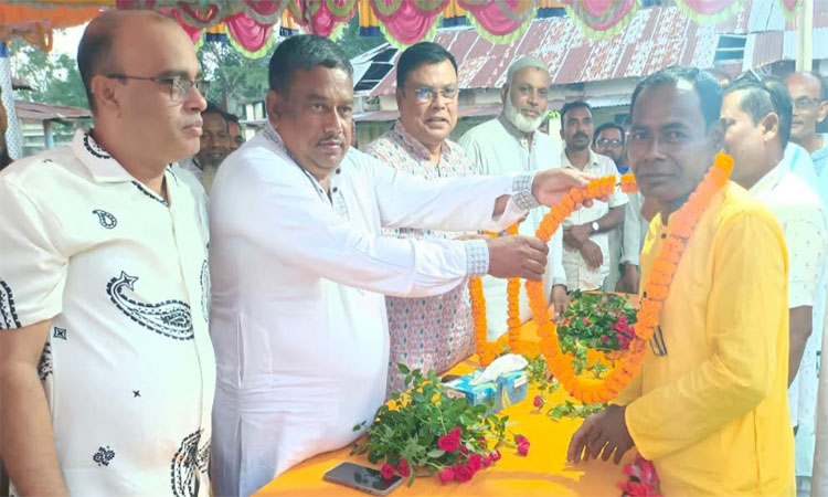 দিনাজপুরে ৪ শতাধিক ভোটারের বিএনপিতে যোগদান
