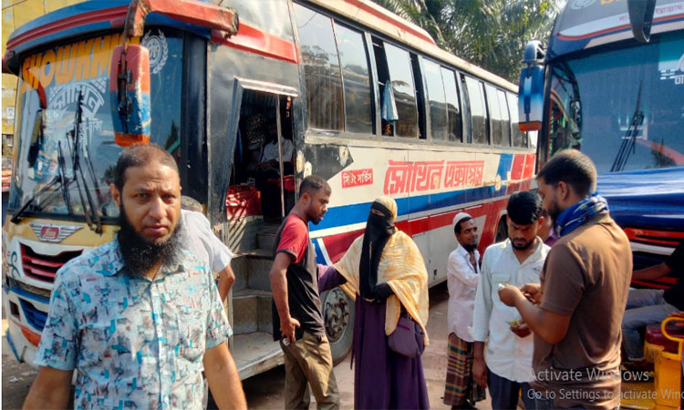ময়মনসিংহে বাস চলাচল স্বাভাবিক