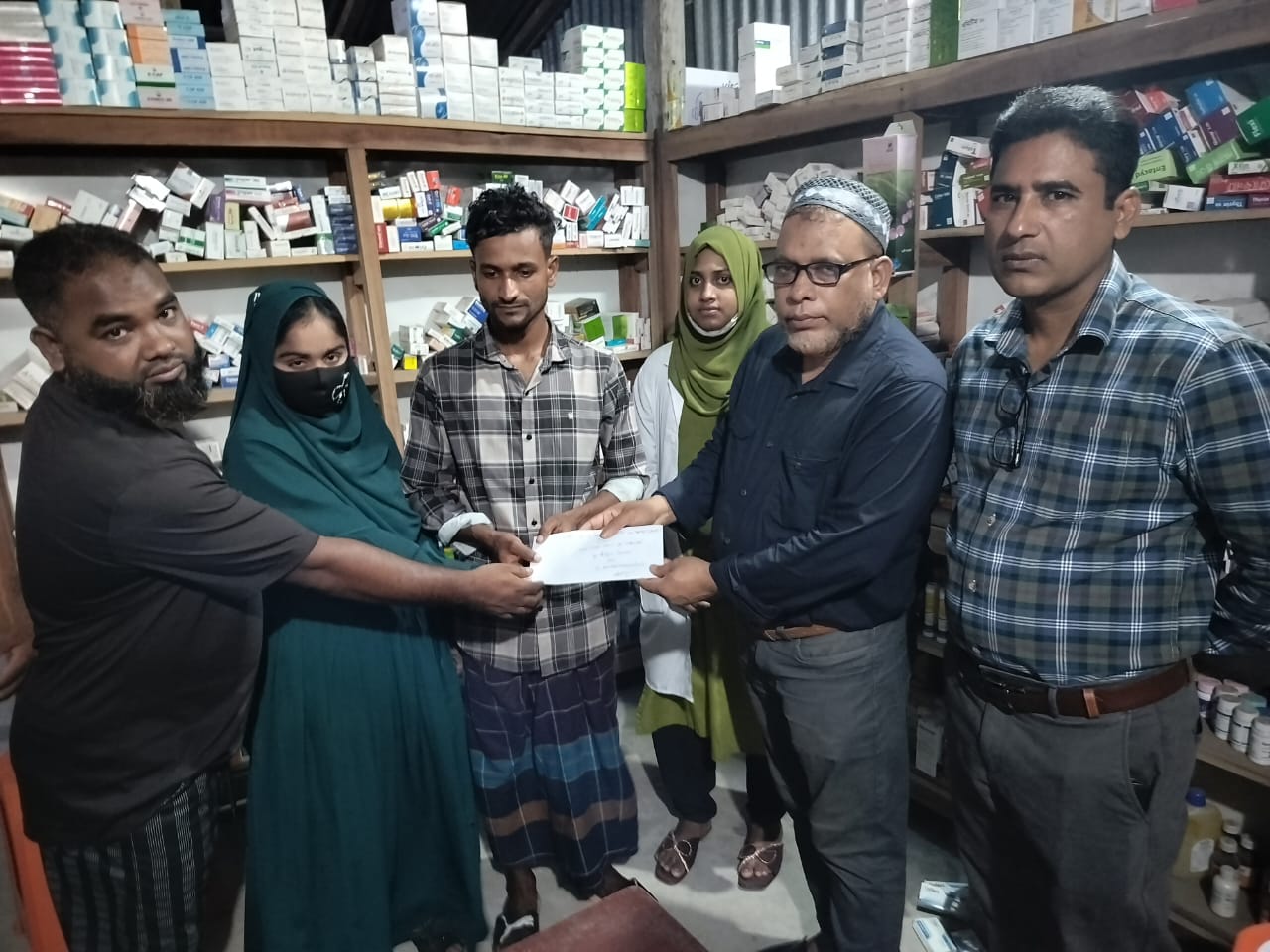 শরীয়তপুরে নির্যাতিত শিশুর পাশে দাঁড়ালেন তারেক রহমান