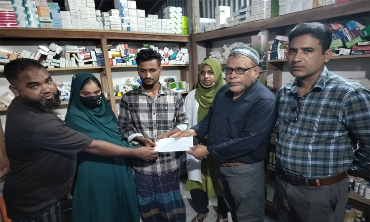 শরীয়তপুরে নির্যাতিত শিশুর পাশে তারেক রহমান