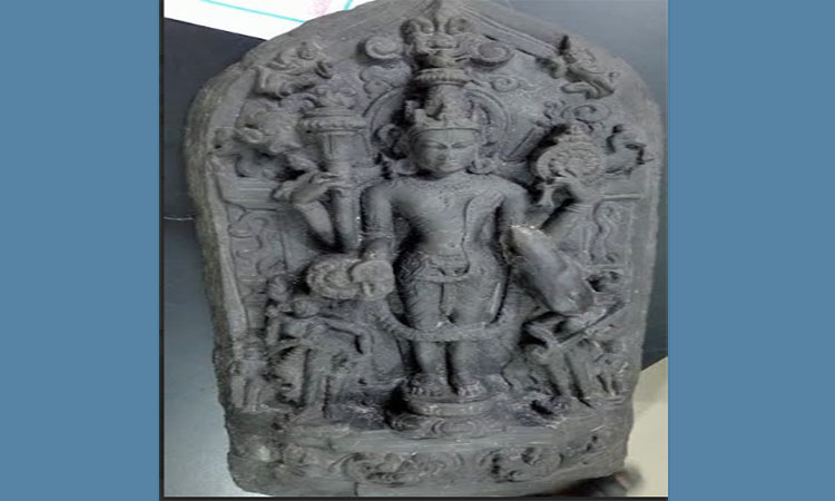 দিনাজপুরে র‌্যাবের অভিযানে কষ্টি পাথরের বিষ্ণু মূর্তি উদ্ধার