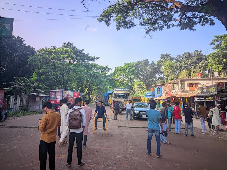 খুলনা-কুষ্টিয়া মহাসড়ক দ্রুত মেরামতের আশ্বাস জেলা প্রশাসকের