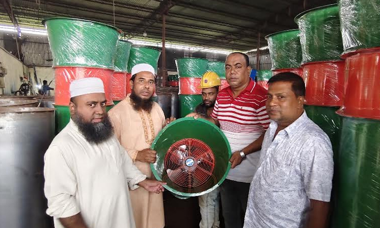 ওনিয়ন ব্লোয়ার মেশিন ব্যবহারে ফরিদপুরে পেঁয়াজের ঘাটতি মিটবে শতভাগ
