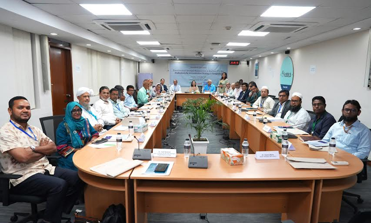 শিশুদের সুরক্ষায় নতুন প্রজন্মের নিউমোনিয়া ভ্যাকসিন জরুরি: বিশেষজ্ঞদের অভিমত