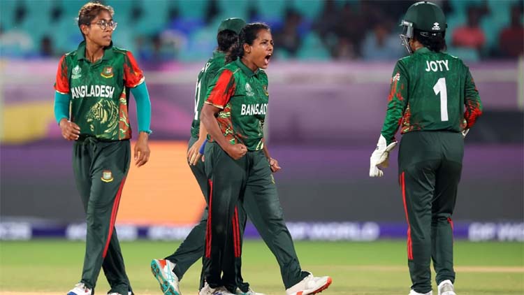 শ্রীলংকার বিপক্ষে টস হেরে প্রথমে ফিল্ডিংয়ে বাংলাদেশ