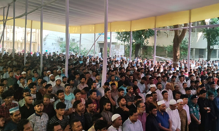 জবি ছাত্রদল নেতার মৃত্যু, নিজ ক্যাম্পাসে প্রথম জানাজা অনুষ্ঠিত