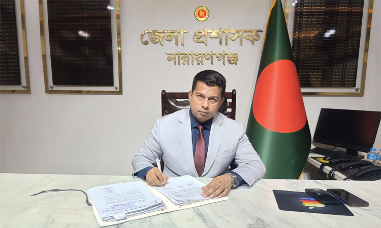 নারায়ণগঞ্জে এক লাখ গাছের চারা রোপণ করা হয়েছে : জেলা প্রশাসক