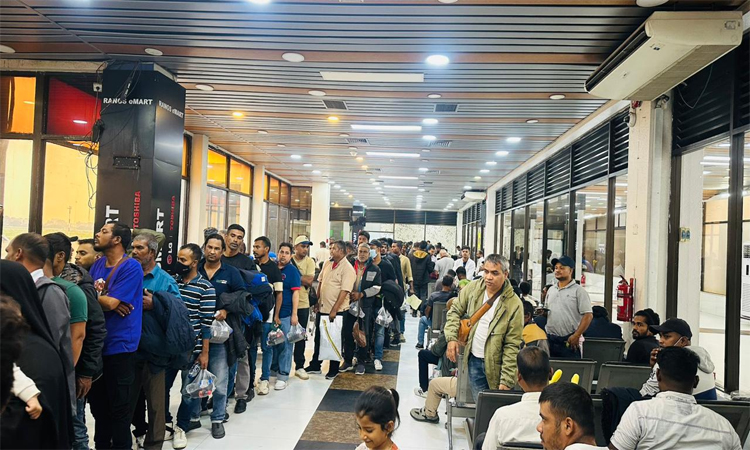 লিবিয়া থেকে ফিরল ৩০৯ বাংলাদেশি