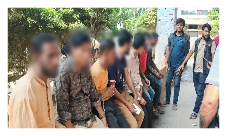 হবিগঞ্জ সদর হাসপাতাল থেকে ৯ দালাল আটক