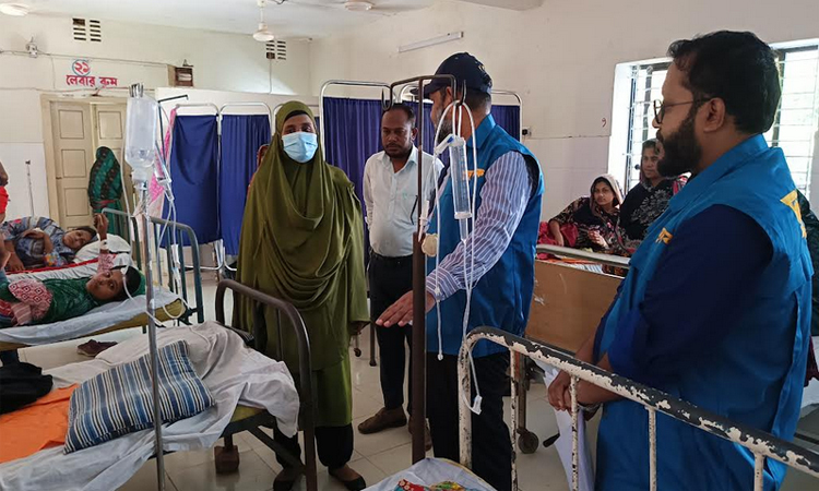 অনিয়মের অভিযোগে লংগদু সদর হাসপাতালে দুদকের অভিযান
