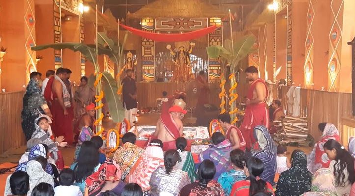 বর্ণাঢ্য আয়োজনে বান্দরবানে জগদ্ধাত্রী পূজা শুরু