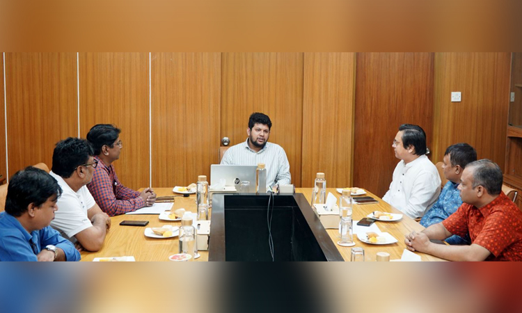তথ্য ও সম্প্রচার উপদেষ্টার সঙ্গে বাংলাদেশ সেক্রেটারিয়েট রিপোর্টার্স ফোরামের সাক্ষাৎ