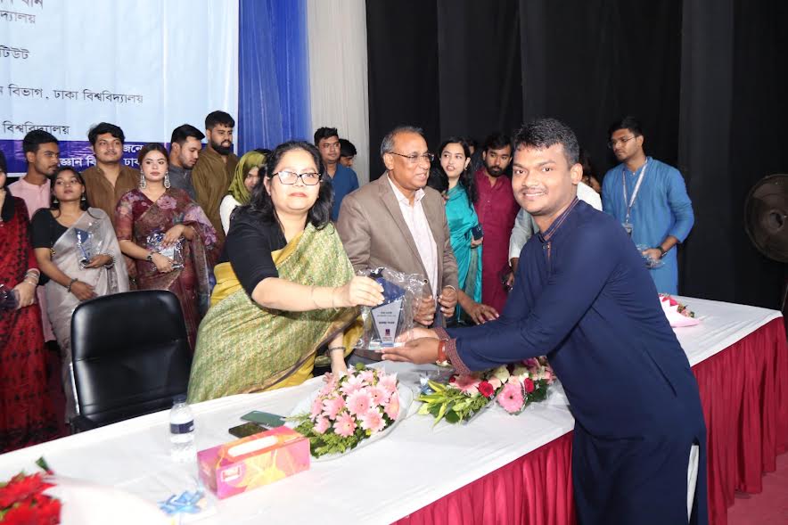 শিক্ষার্থীদের যেকোনো একটি বিদেশি ভাষা শেখার আহ্বান ড. সায়মা হক বিদিশার 