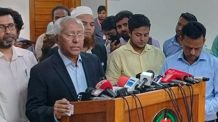 এনসিপিসহ তিনটি দলকে নিবন্ধন বিষয়ে গণবিজ্ঞপ্তি জারি করেছে নির্বাচন কমিশন