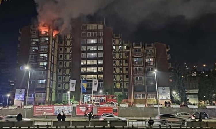 বসনিয়ার নার্সিং হোমে অগ্নিকাণ্ডে ১০ জনের মৃত্যু 