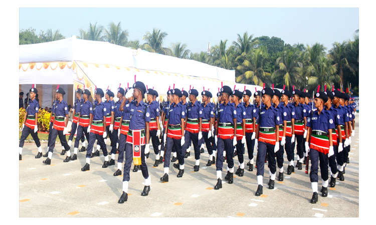 খুলনায় পুলিশের ৫৯তম টিআরসি ব্যাচের সমাপনী কুচকাওয়াজ অনুষ্ঠিত